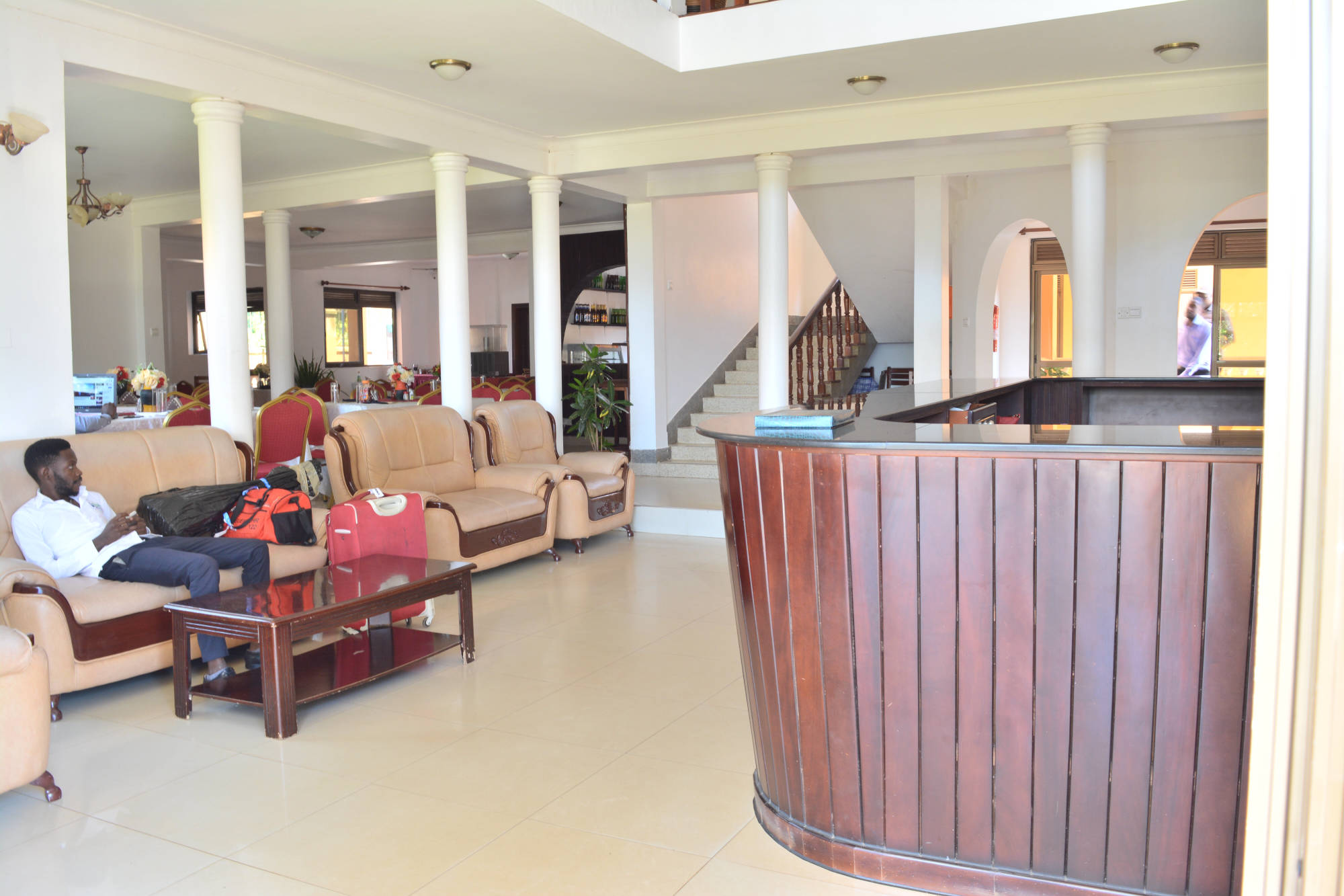 Lobby and bar at Sienna Beach Hotel