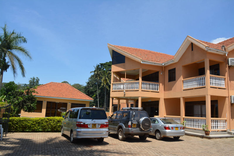 Hotel entrance and guest parking