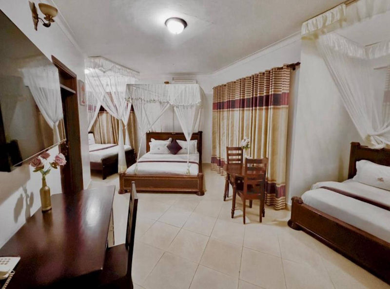 Triple-occupancy Standard Room
